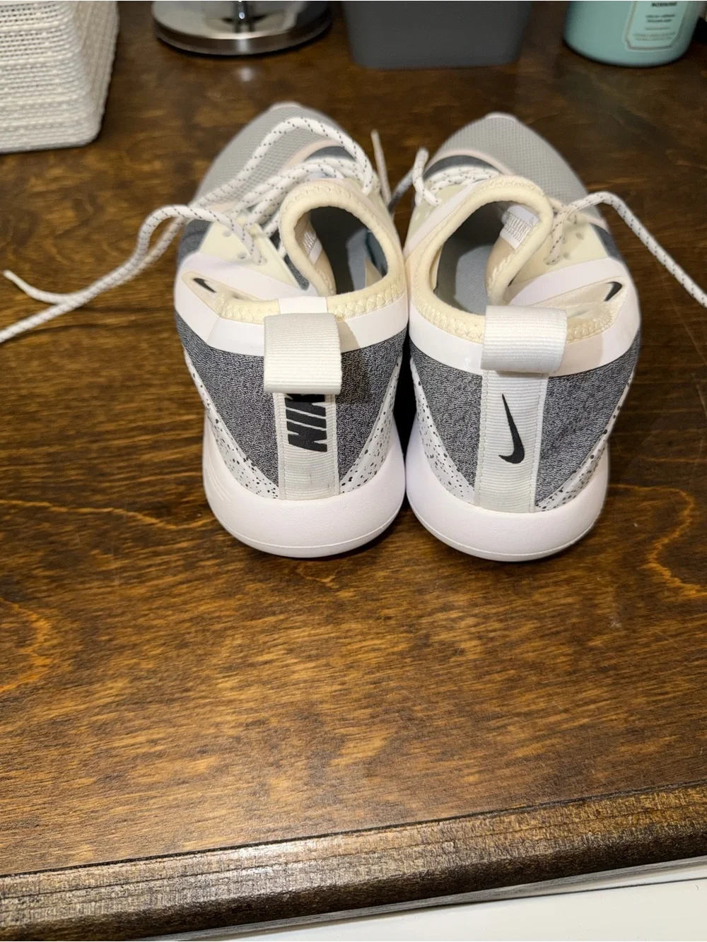 Nike Women's Grey and Cream Athletic Sneakers